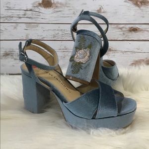 Blue velvet shoes w/ roses on heel